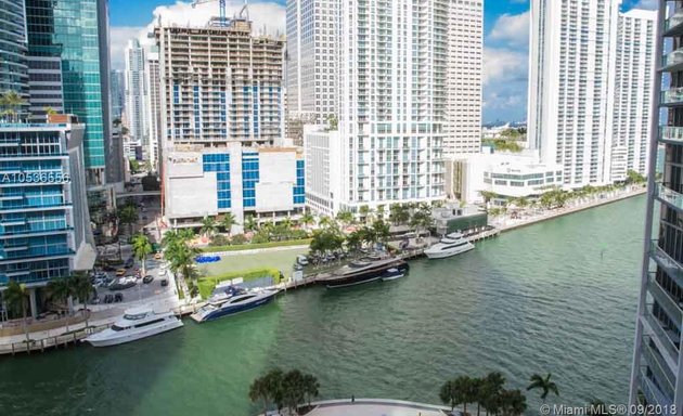 Photo of the Plaza on Brickell Rentals