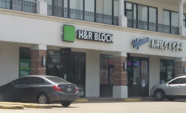 Photo of H&R Block