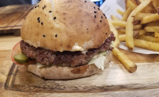 Photo de Black Bull - Burger Gourmet