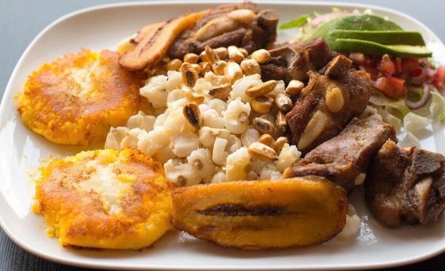 Photo of Avenida del Sabor - Ecuadorian Food