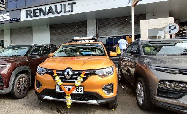 Photo of Renault Dealer & Showroom Juhu, Mumbai