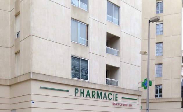 Photo de Pharmacie de la Grande Bibliothèque