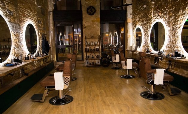 Photo de Casa Barbershop Lyon