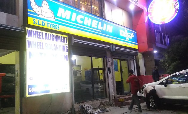 Photo of Michelin Puncture Shop