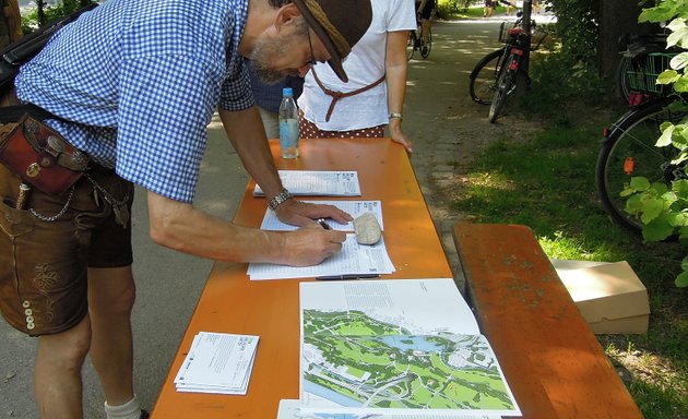 Foto von Informationspavillion Ein englischer Garten