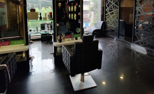 Photo of Green Trends Unisex Hair & Style Salon