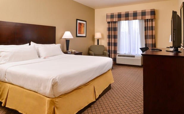 Photo of Holiday Inn Express & Suites San Antonio NW-Medical Area, an IHG Hotel