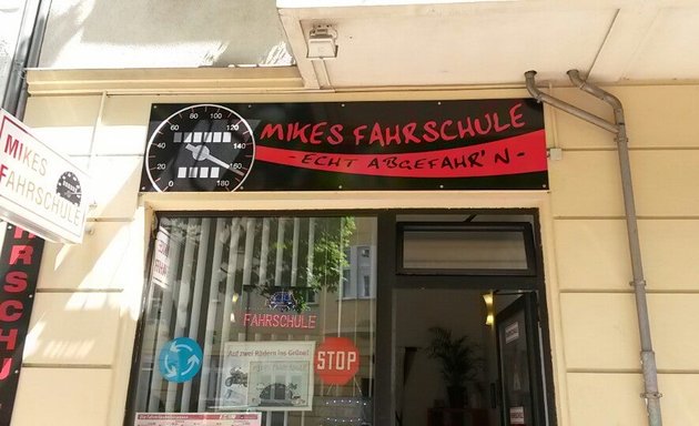 Foto von Mikes Fahrschule