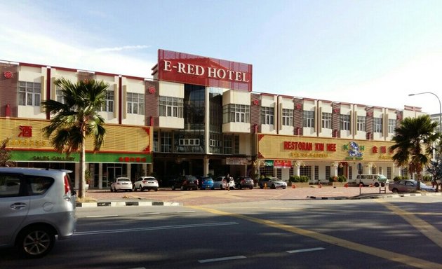 Photo of E-Red Hotel Alma