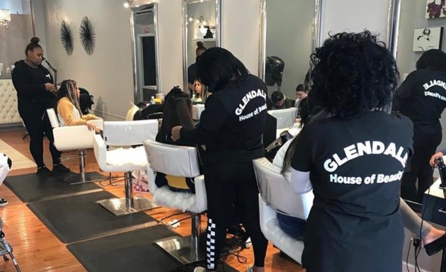 Photo of 🇩🇴💇🏼 ♀️Glendale's House of Beauty💁🏻 ♀️🇩🇴 #DominicanSalon #QueensNewYork
