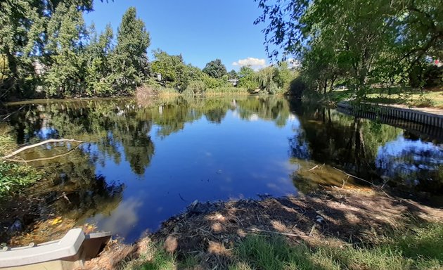 Photo of Redlich Pond Park