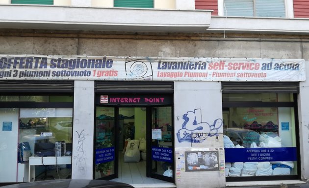 foto Lavanderia self-service ad acqua