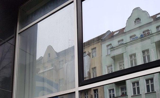 Foto von Leroy Conde Glas -& Gebäudereinigung