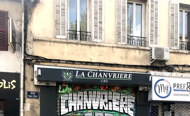 Photo de La Chanvrière - CBD Shop & Coffee - Livraison CBD Marseille