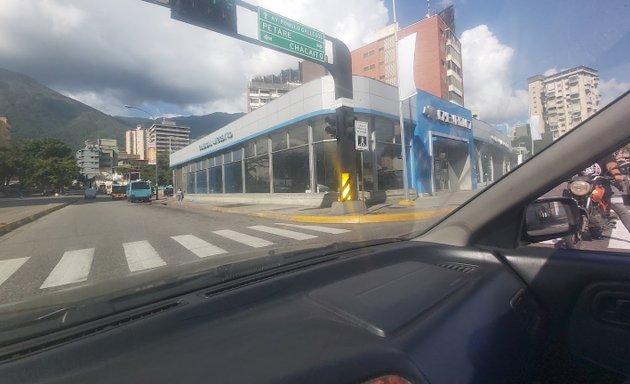 Foto de Comercial Autocentro, los Dos Caminos