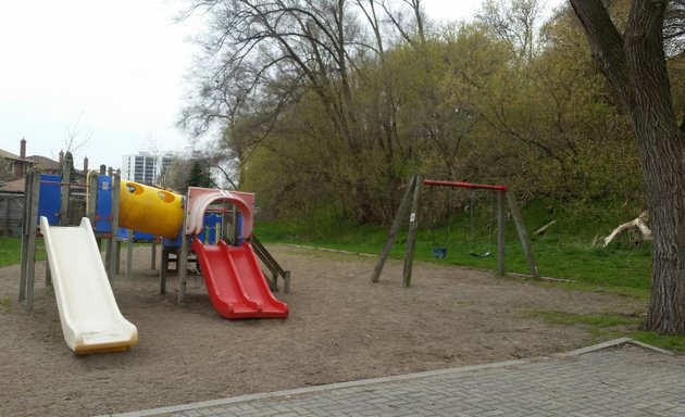 Photo of Dalrymple Park