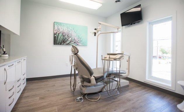 Photo of Centre Dentaire Kim St Laurent