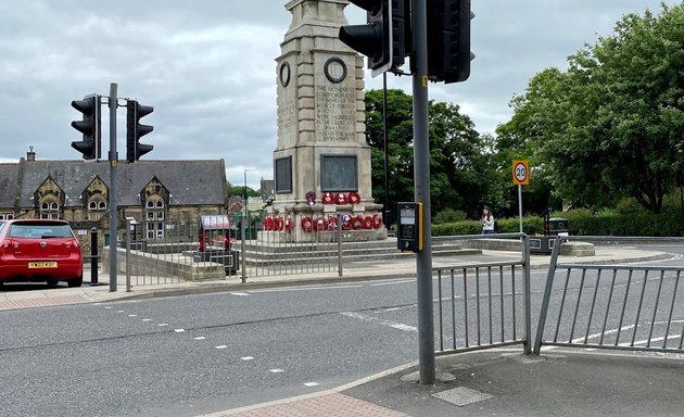 Photo of Pudsey Cenotaph