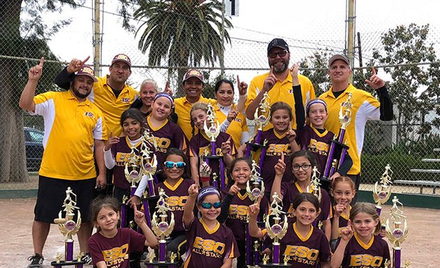 Photo of Encino-Sherman Oaks Girls Softball