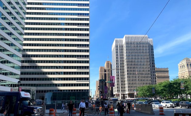 Photo of Parkway - Centre Square (31 S 16th)