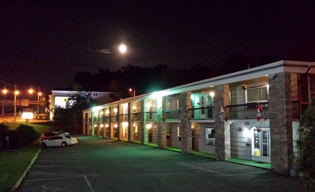 Photo of Wedgewood Motel