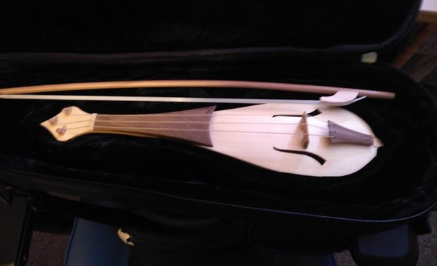 Photo of Tan Violin Shop