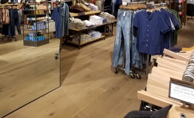Photo of American Eagle & Aerie Outlet