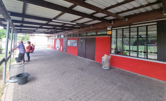 Foto von Frankfurt Harheim Sportplatz