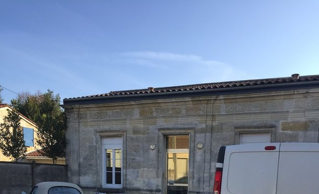 Photo de Cabinet médical Saint Amand-Rhinoplastie Bordeaux