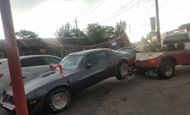 Photo of Etobicoke tow truck