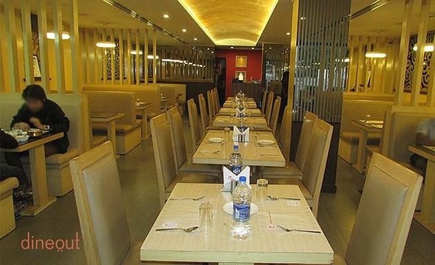 Photo of Zaitoon Restaurant, HAL Road