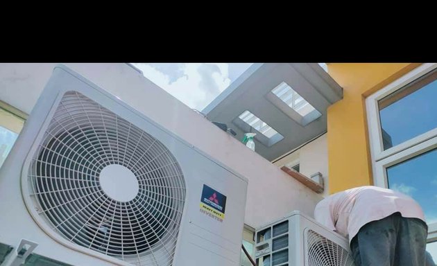 Photo of Extreme Electronics Ac service & Ac Repair in Andheri West | Ac service repair in jogeshwari west | Ac repair service in Goregaon|Ac repair in vile parle | Ac service repair in Santacruz