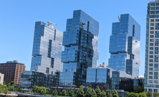 Photo of 420 Kent Luxury Brooklyn Apartments