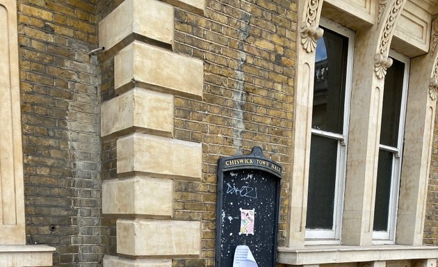 Photo of Chiswick Town Hall