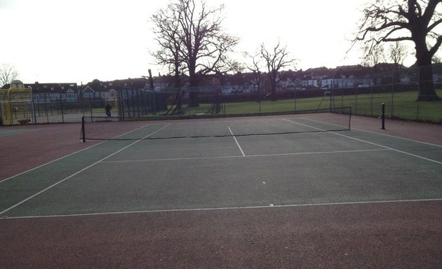 Photo of Oak Hill Park Tennis Court