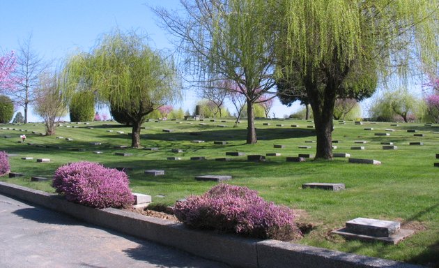 Photo of Maclure Road Mennonite Cemetery