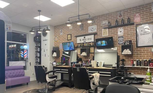 Photo of case cuts barbershop halifax