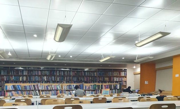 Photo of Kalra Shukla Medical Library