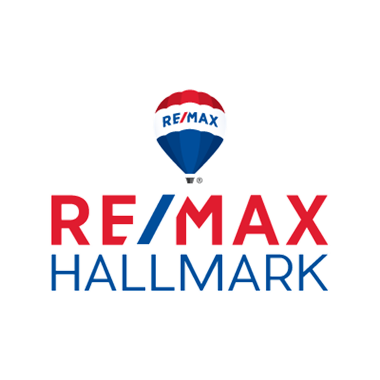 Photo of Crystal O'Leary RE/MAX HALLMARK REALTY LTD., BROKERAGE - Crystal O'Leary