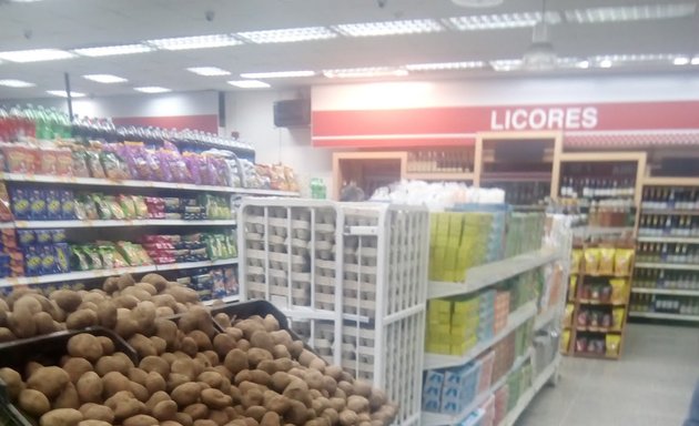 Foto de Automercados Luz, C.A La Urbina