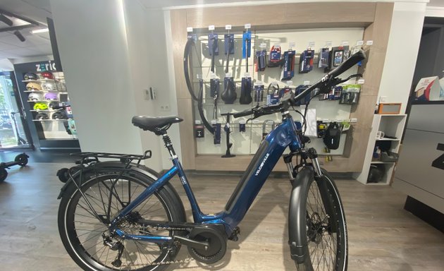 Photo de ZERIDE Boulogne - vente et réparation vélo, trottinette et scooter électrique