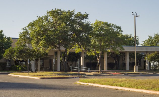 Photo of Braun Station Elementary School