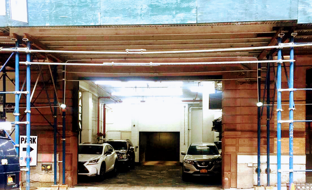 Photo of Beekman International Garage c/o Public parking