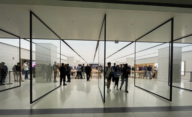 Photo of Apple Eaton Centre