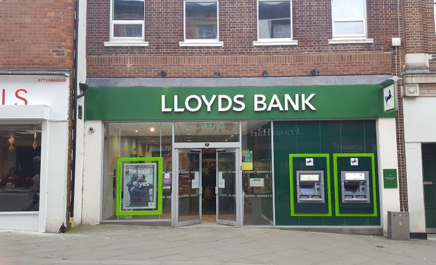 Photo of Lloyds Bank