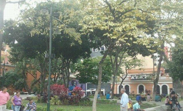 Foto de Plaza Alí Primera de Santa Teresa