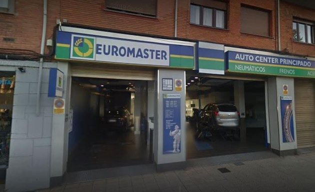 Foto de Euromaster Oviedo Auto Center Principado 1