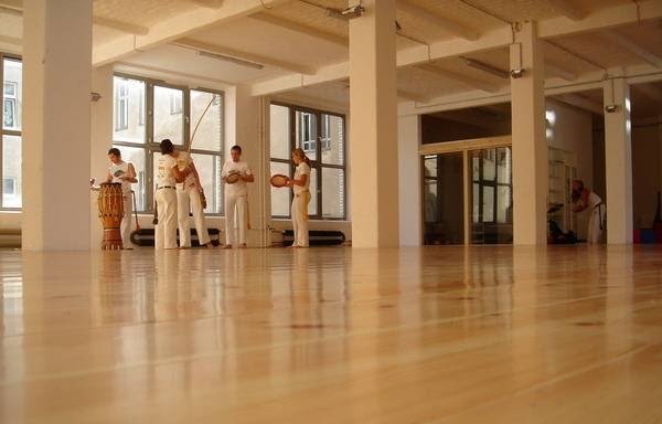 Foto von Abadá-Capoeira Berlin Professora Esmeralda