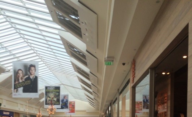 Photo of Eir Mahon Point Shopping Centre