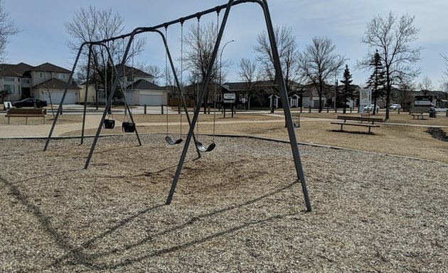 Photo of Linden Woods Community Center Spray Pad